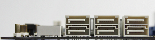 Image asrock_extrreme3_sata_normal