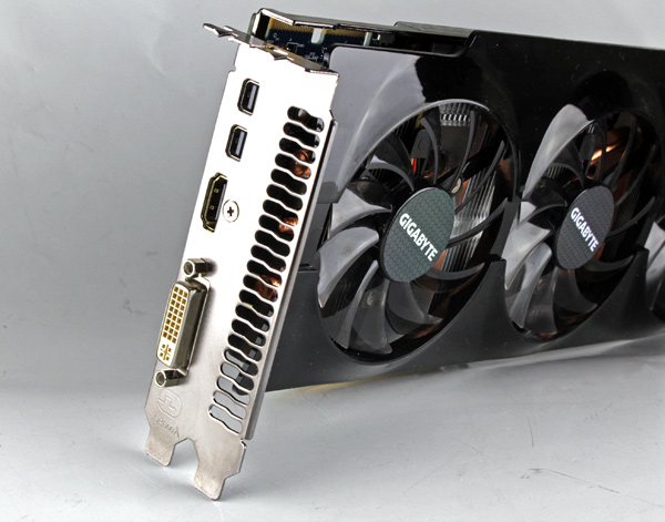 2-Gigabyte-R9-280X-OC