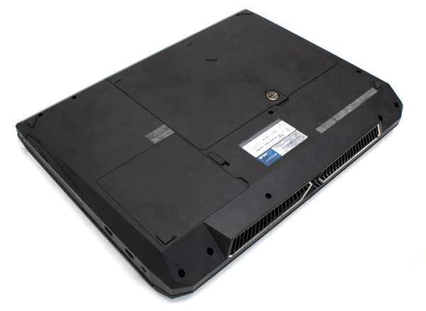 Asus-G74S-bottom1