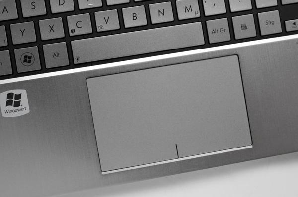 UX21E-touchpad