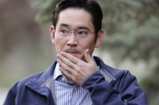 Prosecutors want Samsung's Lee jailed for 12 years