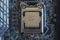 Intel slowed PC sales to increase Skylake's price