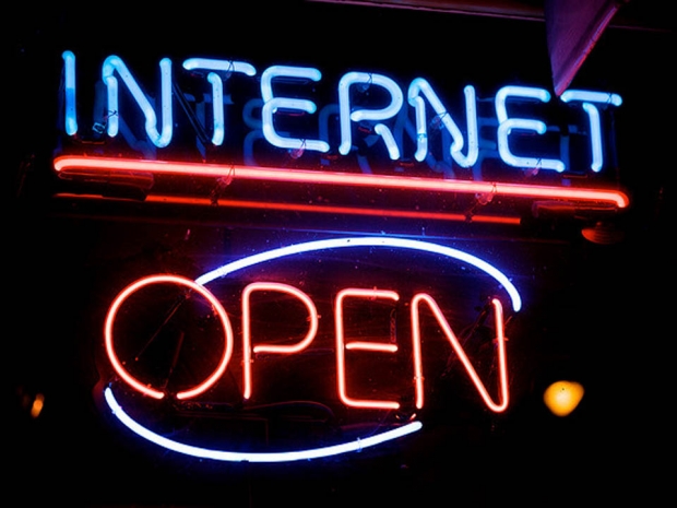 AT&T and Verizon respond to FCC's zero-rating concerns