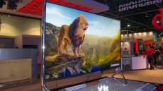 Changhong shows off 98-inch 8K 98ZHQ2R "Full UHD" display at CES 2016