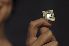 AMD's share price far too high