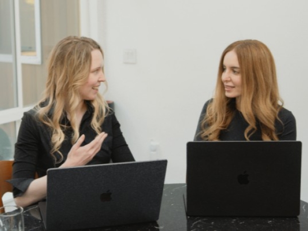 Startup duo gamble on rapid DIY chip design