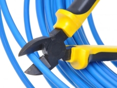 Who is cutting the world's fibre optic cables?