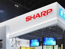 Sharp to buy Toshiba's PC business