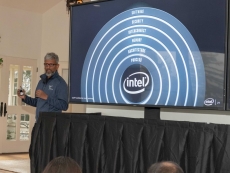 Intel's new processor has big and little cores